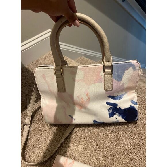 Guess Blush Pink Water color Brush Strokes Top Handle Crossbody Bag + Wallet - Picture 2 of 8